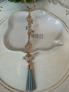Gold  filigree and tassel Keychain